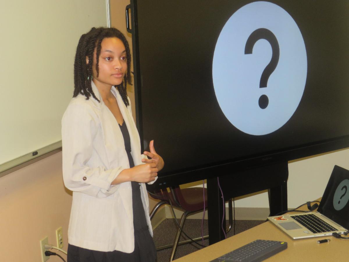CSU Student Kiana Briscoe presents during the Bee Symposium at Central State University.