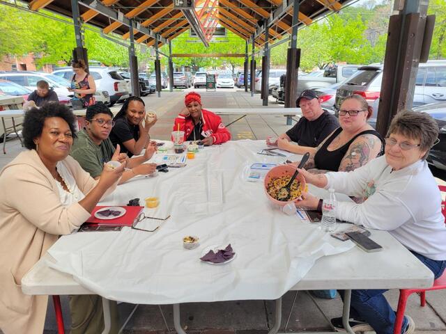 cooking class table guests
