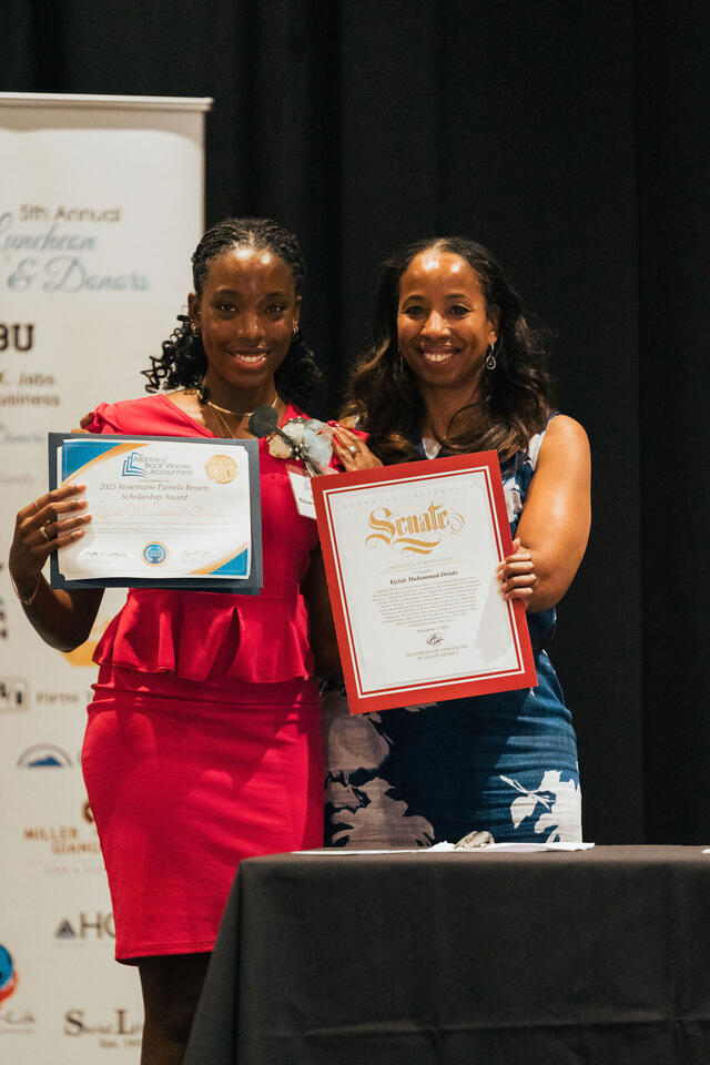 Student Kiylah Muhammad-Drinks Scholarship Award